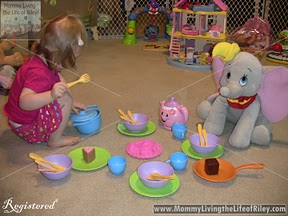 Riley and the Green Toys Cookware Set