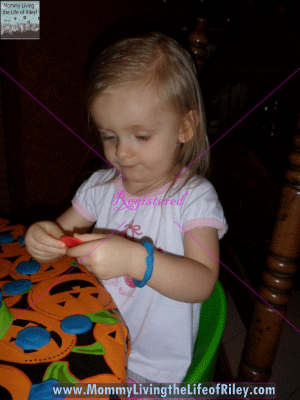 Play-Doh Shape and Spin Elmo