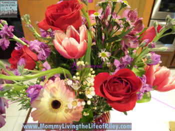 You're In My Heart Flower Arrangement from Bloom Avenue