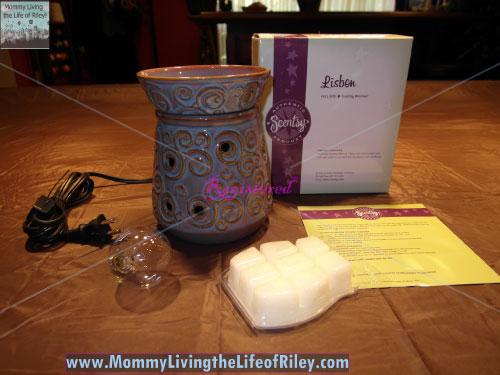 Scentsy Lisbon Warmer and Lush Gardenia Bars