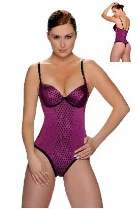 Vedette Shapewear Veronique in Magenta