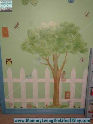 WallPops Treehouse Wall Art Kit