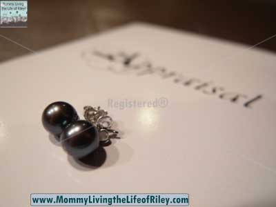 Pure Pearls Black Freshwater Pearl Earrings