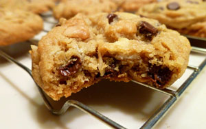 Chocolate Chip Macadamia Cookies